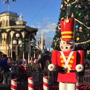 Meet your Posher, Becky