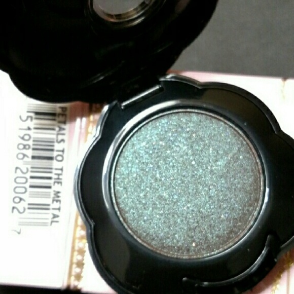 Too Faced Eye-shadow Singles Mix n Match! - Picture 3 of 3