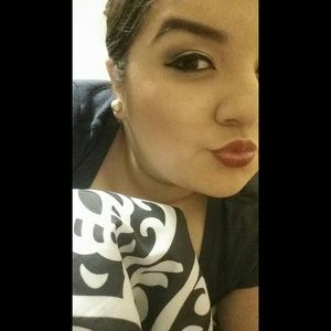 Meet your Posher, Diana