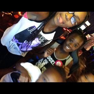 Meet your Posher, Nickaya