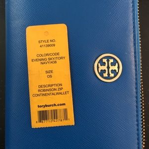 Tory Burch Robinson Zip Continental Wallet