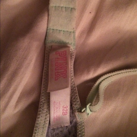 pink/vs bra - Picture 3 of 3