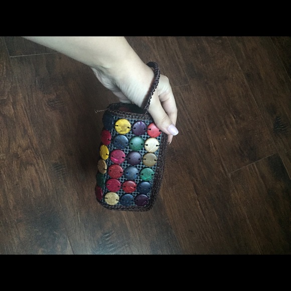 Clutch - Picture 3 of 3