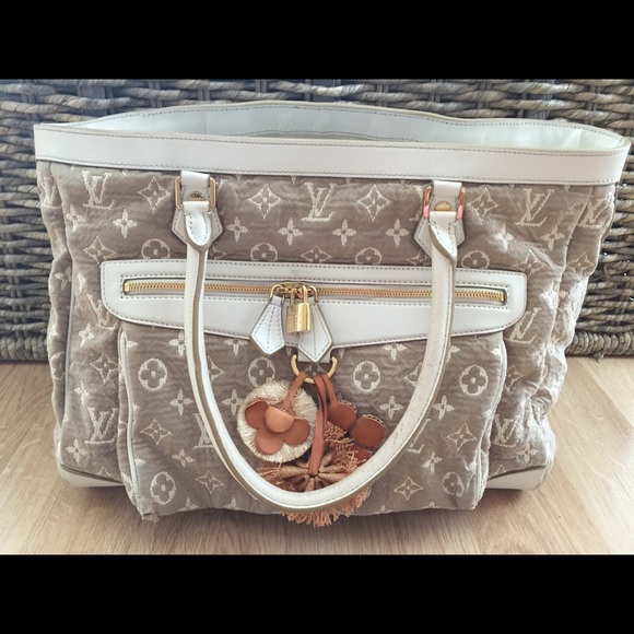 Limited Edition  Louis Vuitton Sabbia Cabbas GM