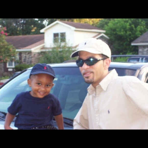 Meet your Posher, Omar - Picture 6 of 7