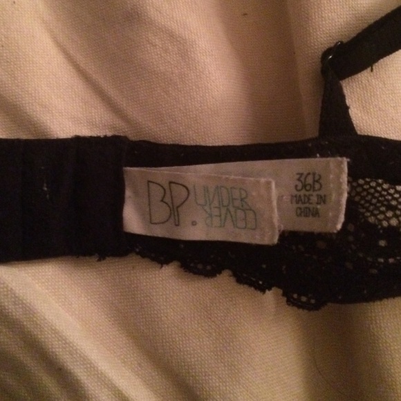 bra - Picture 3 of 3