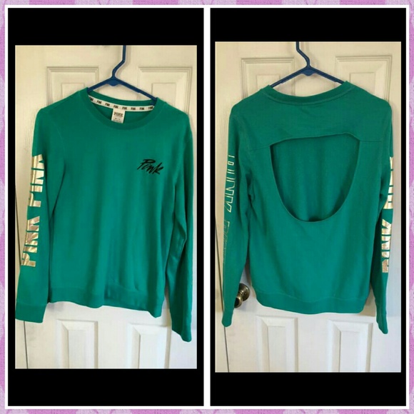 ❌TRADED ON OTHER SITE❌ VS Crew Neck