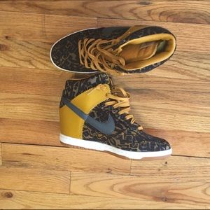 Nike Dunk Sky Hi Wedge Trainers