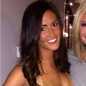 Meet your Posher, Dana