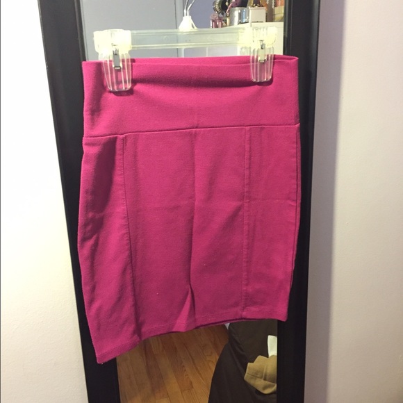 Basic mini skirt - Picture 2 of 3