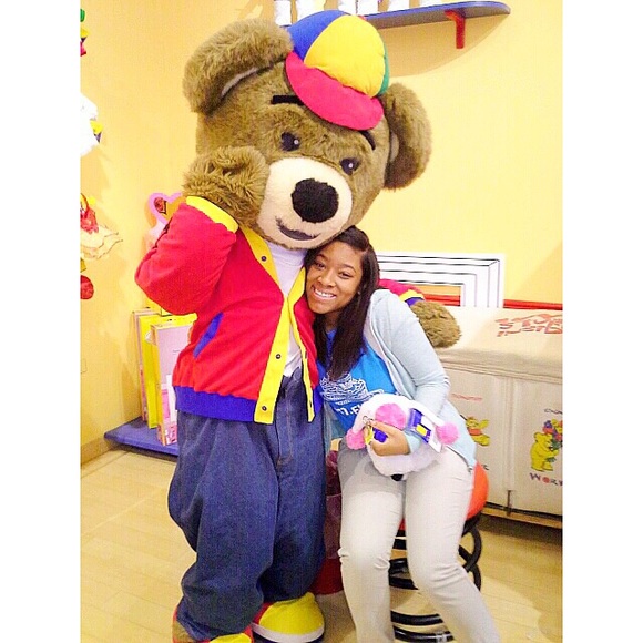 Meet your Posher, Haley