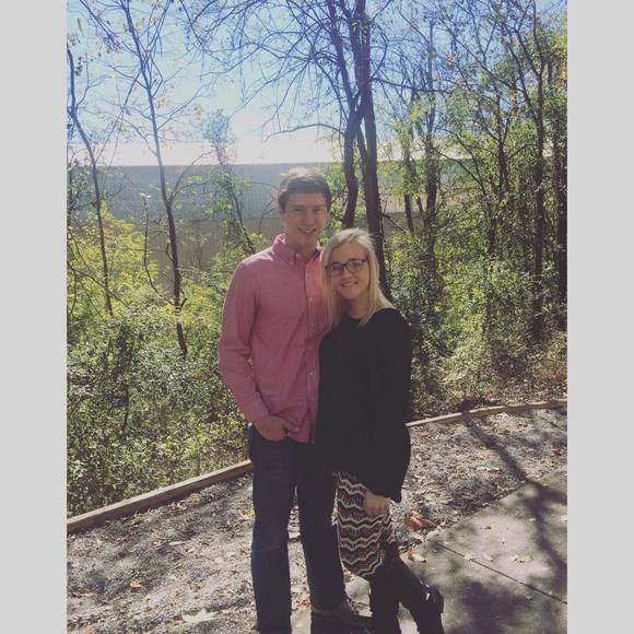 Meet your Posher, Tessa - Picture 1 of 1