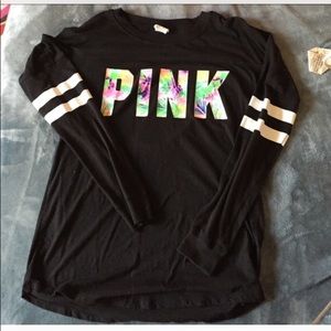 ISO I'm looking for this long sleeve 💞💞
