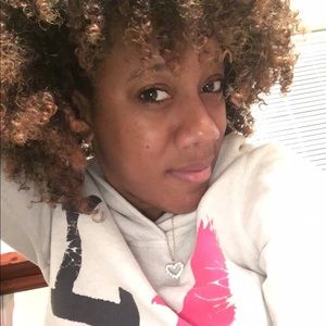 Meet your Posher, Khadijah