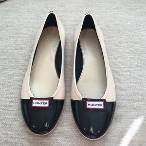 Hunter flats - beige and black