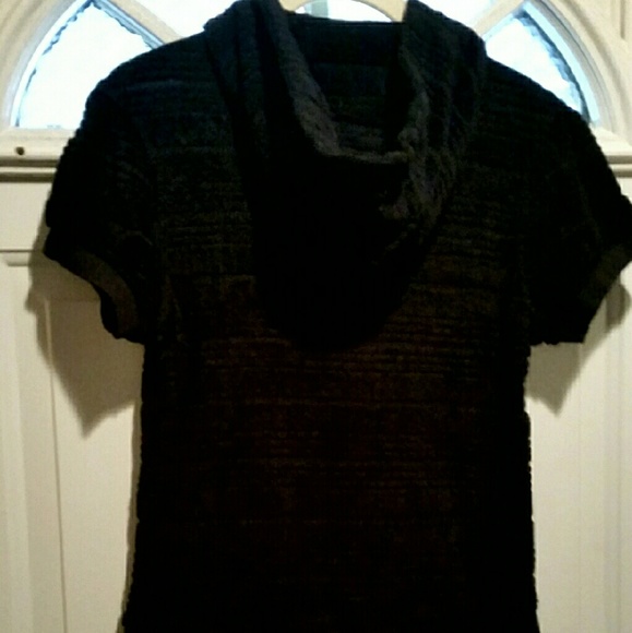 Short sleeve Ezekiel sweatshirt - Picture 2 of 4