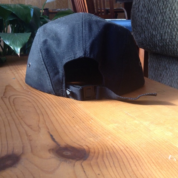 Diamond hat - Picture 2 of 4