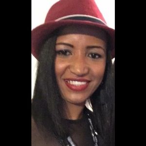 Meet your Posher, Rosangela