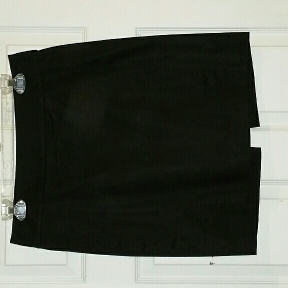 EXPRESS MIDI BLACK SKIRT SIZE 6 EUC