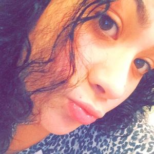 Meet your Posher, Chaimae