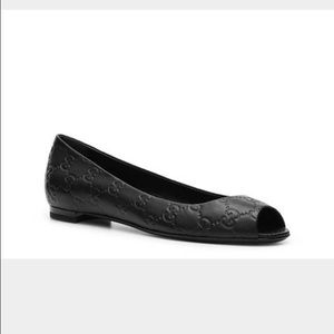 Gucci Black Peep Toe Flat Authentic