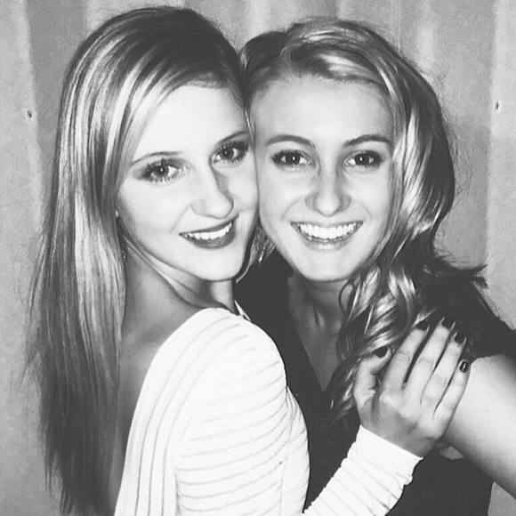 Meet your Posher, Jenna - Picture 1 of 1