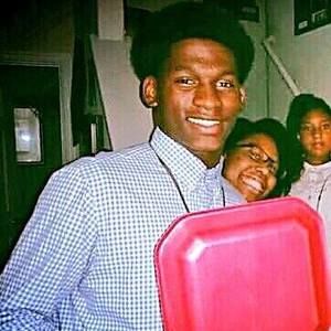 Meet your Posher, Vee