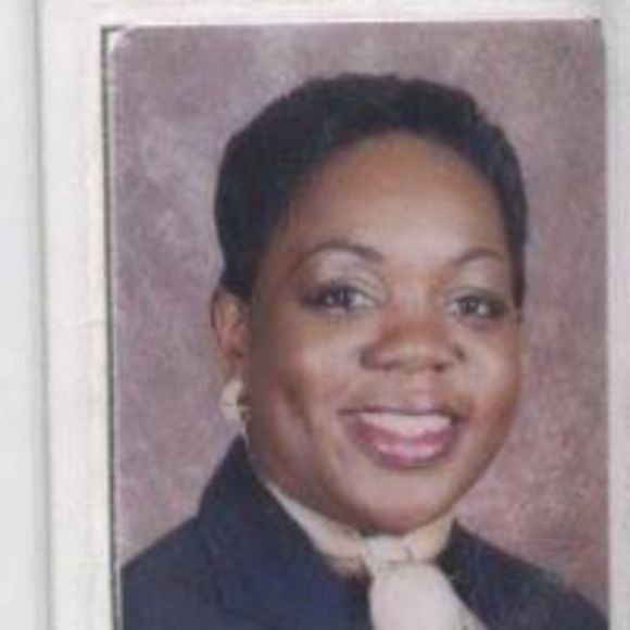 Meet your Posher, Lisa - Picture 1 of 1