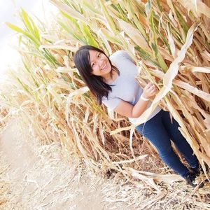 Meet your Posher, Jennis