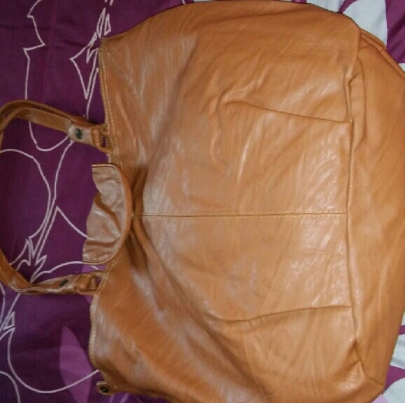 Large shoulder pocket book - Picture 2 of 2