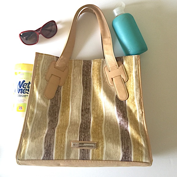 🍾FINAL🍾Striped Everyday/Beach Bag - Picture 2 of 2