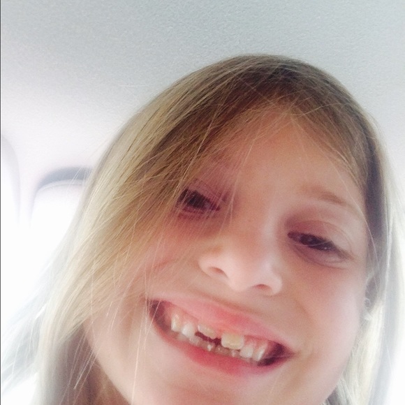 Meet your Posher, Sarah - Picture 1 of 1