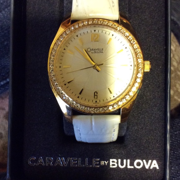 Caravel le by Bulova Watch main image 4
