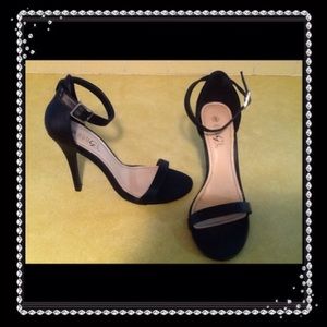Black Rouge Heels