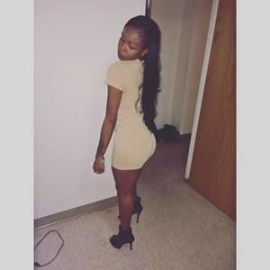 Meet your Posher, Zahria