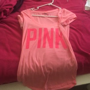 Vs pink t-shirt