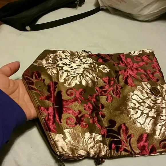 Purse - Picture 2 of 4
