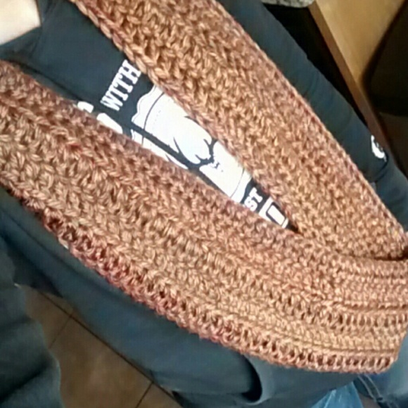 Autumn color infinity scarf - Picture 2 of 2