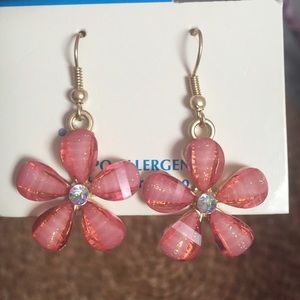 SOLD IN MERCARI Flower dangly earrings