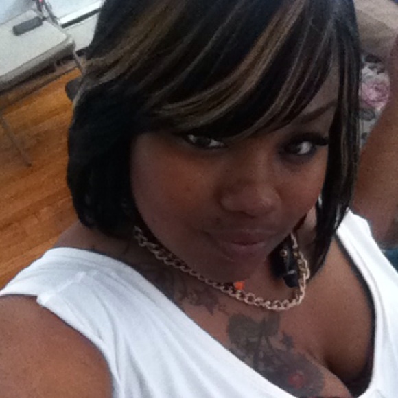 Meet your Posher, Shakita - Picture 1 of 1