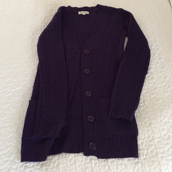 Cute dark purple sweater!