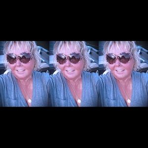 Meet your Posher, Robin