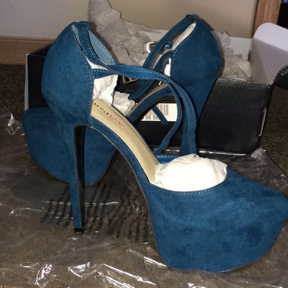 Yolande Pumps // Teal Suede - Picture 3 of 4
