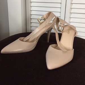 Never worn Nine West heels!