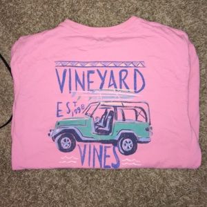Pink vineyard vines short sleeve!