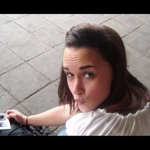 Meet your Posher, Stephanie