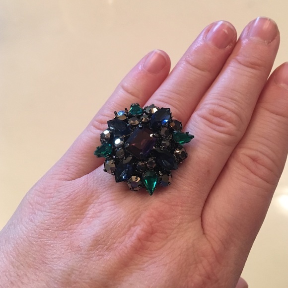 Limited statement ring - Picture 3 of 4