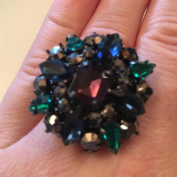 Limited statement ring - Picture 4 of 4