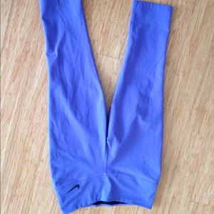 Nike legend purple capris