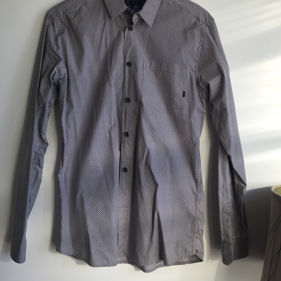Dressy shirt - Picture 1 of 3